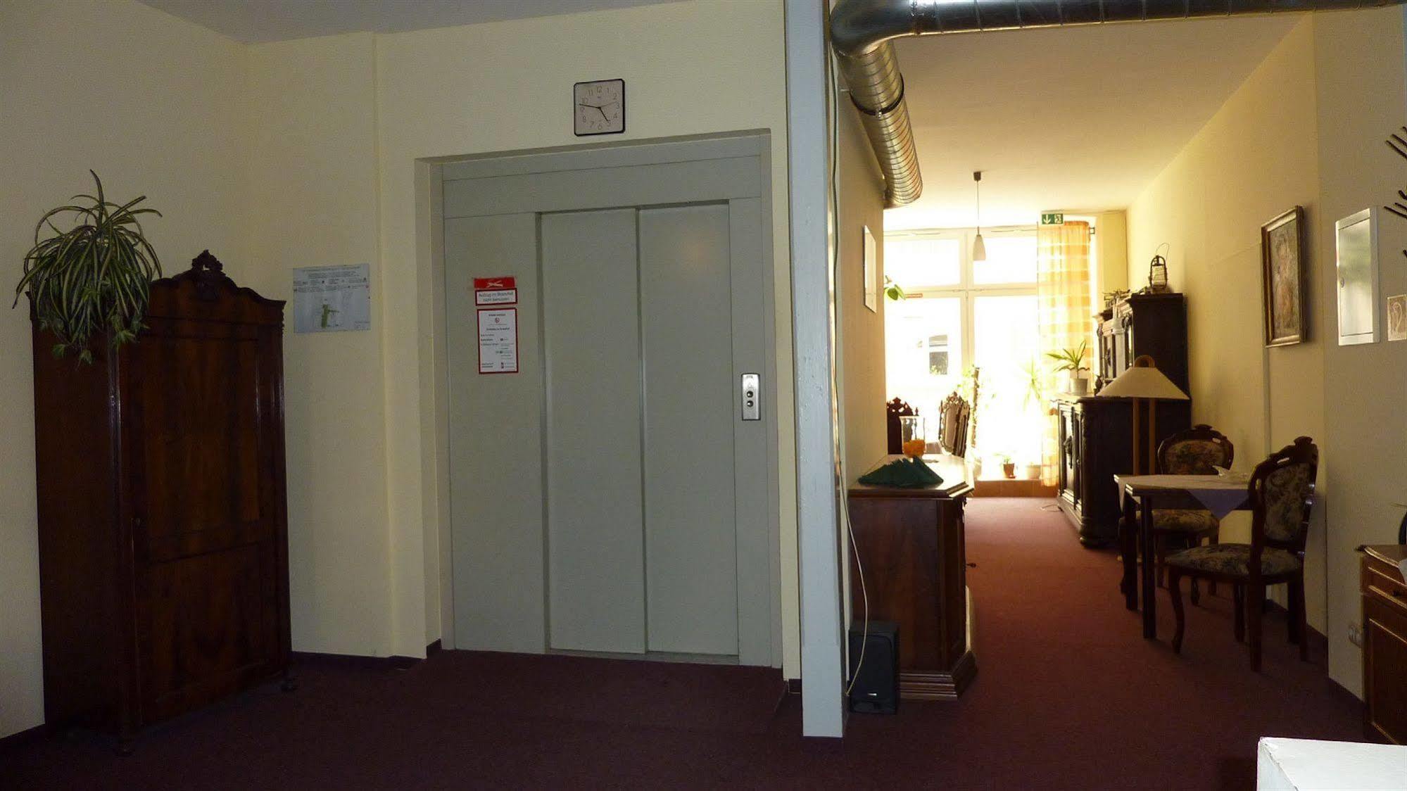Altstadt Pension Hafenblick Στράλσουντ Εξωτερικό φωτογραφία